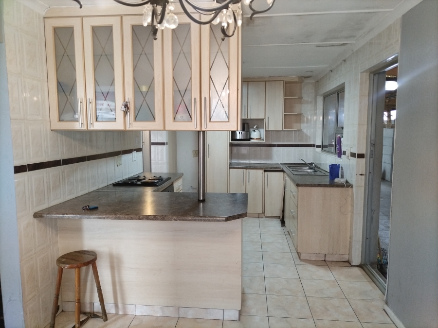 To Let 3 Bedroom Property for Rent in Bell Glen Western Cape